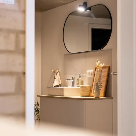 Stylisches In - Smart Tv & Wlan Appartement